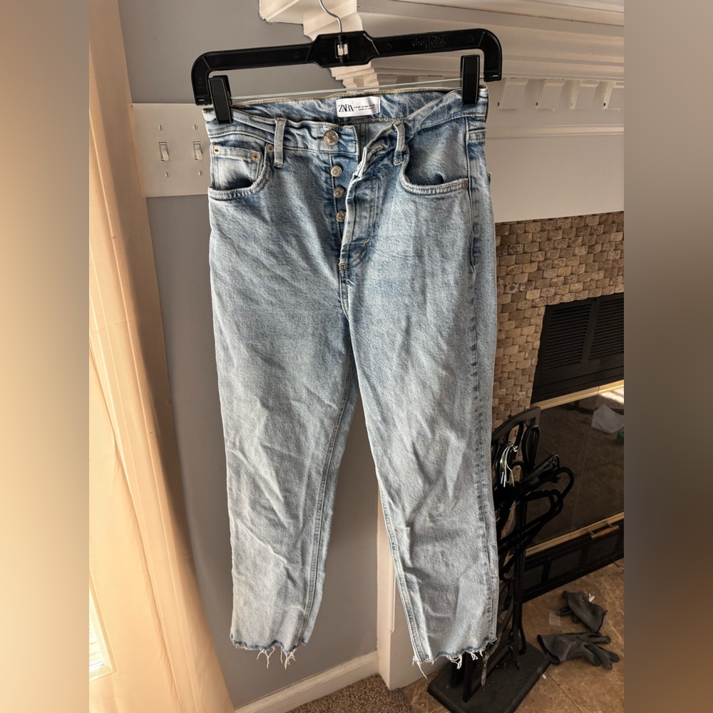 Zara Faded Blue Button-Fly Jeans
